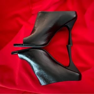 Leather Heeled Sandal (Women) NWT Made in Italy